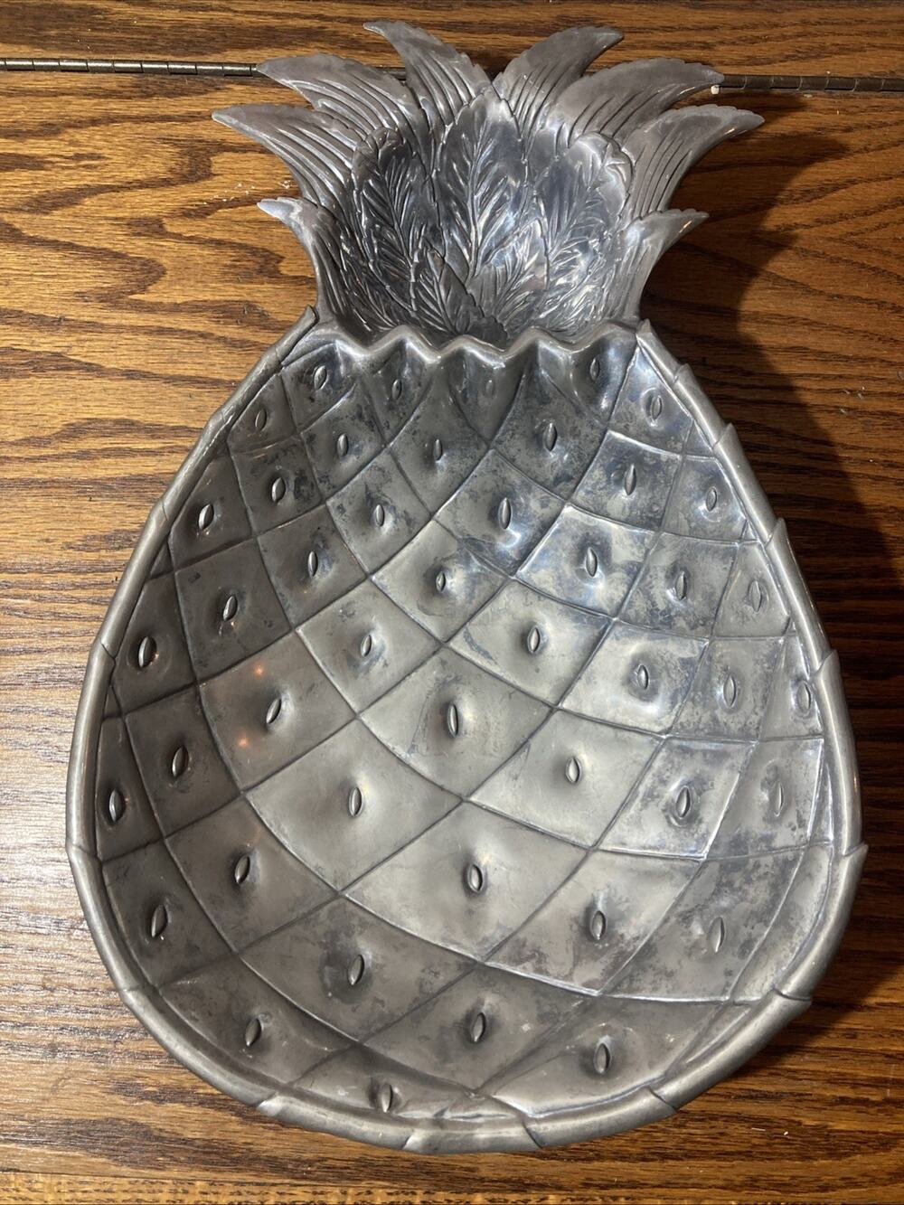 ARTHUR COURT Pineapple Chip & Dip Tray 2003, Signed